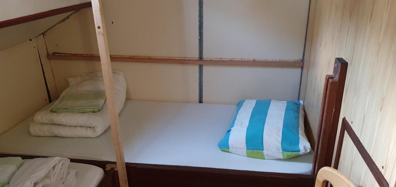 Intersail Hostel - Avontuur أمستردام المظهر الخارجي الصورة