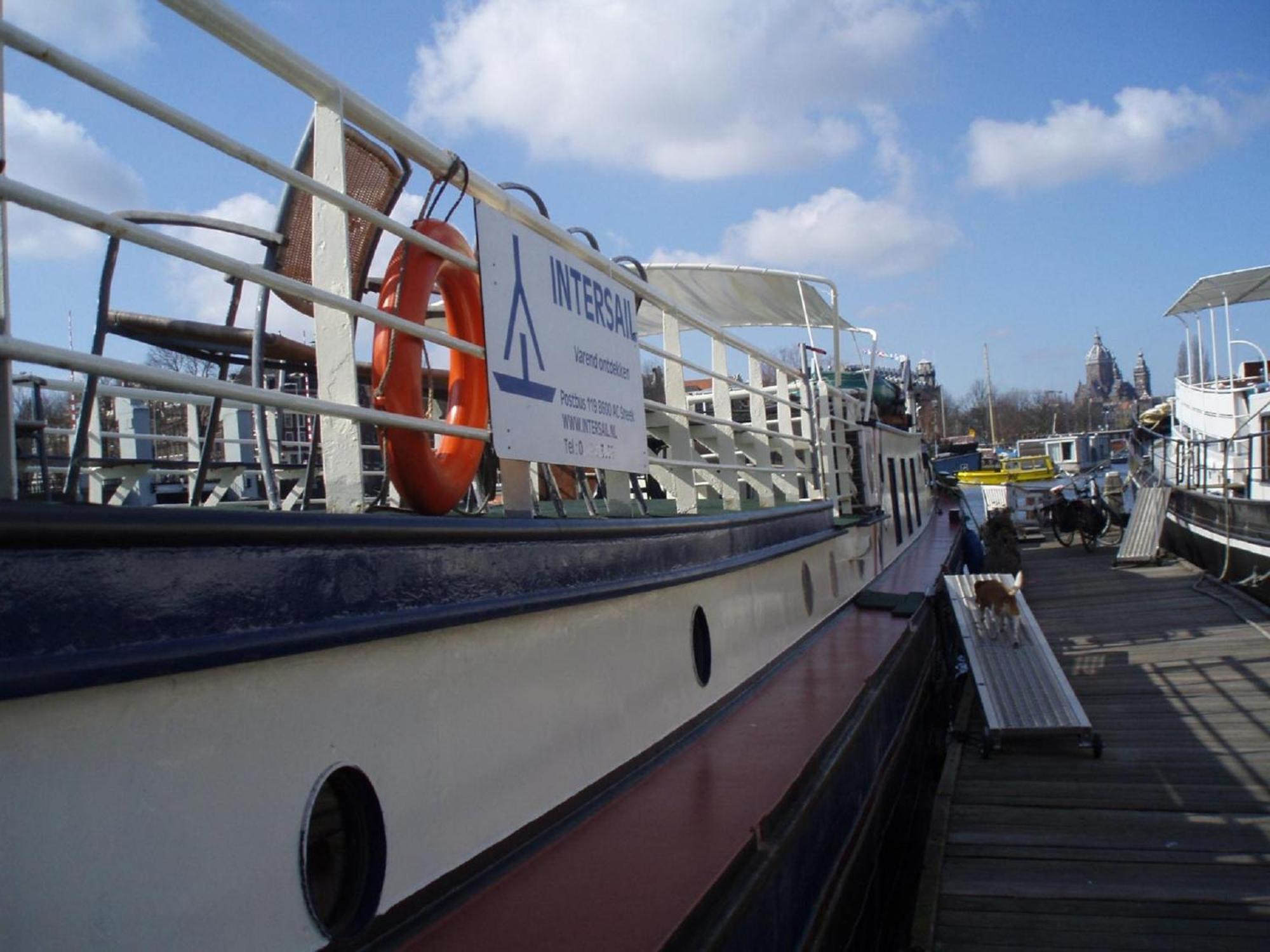 Intersail Hostel - Avontuur أمستردام المظهر الخارجي الصورة