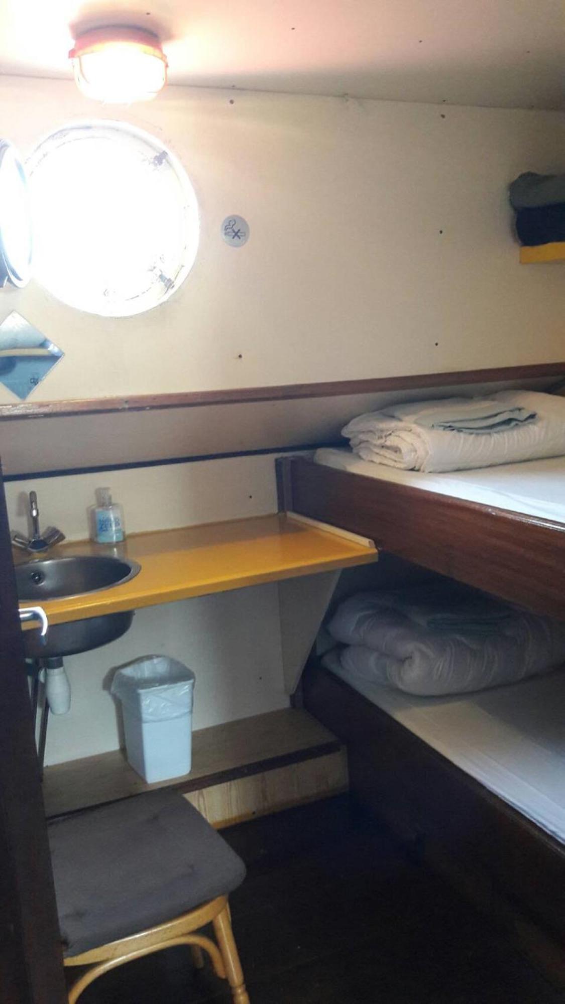 Intersail Hostel - Avontuur أمستردام الغرفة الصورة